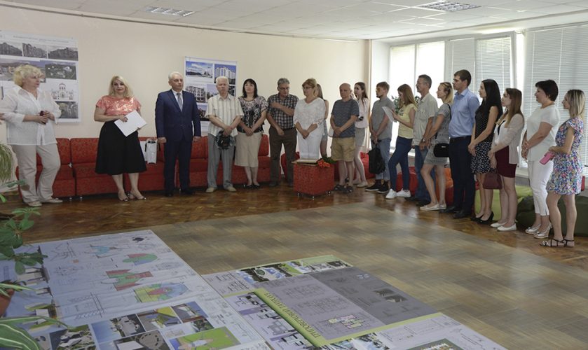 У бібліотеці Чижевського відкрили виставку робіт архітекторів Кіровоградщини